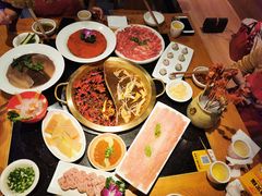 -潮火锅·麻辣牛肉火锅(观音桥方圆·LIVE店)