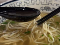 -陇兴楼兰州拉面(西安咸阳国际机场店)