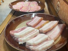 -阿山卓·野生菌火锅·纳西火塘烤肉