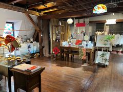 -良友书坊(安徽路店)