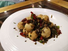 酸菜炒汤圆-侯家庄阿才有品私房菜馆