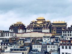 -噶丹松赞林寺