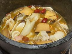 -野·大山里野生菌石锅土鸡(益田假日店)