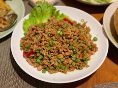 紫苏叶辣炒肉末-mango tree芒果树泰国餐厅(青岛万象城店)