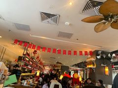 -大头虾越式风味餐厅(光明广场店)