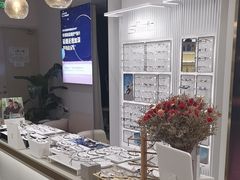 -无界眼镜MaxLess(南翔印象城店)