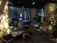 -J Create城市露营咖啡·简餐·宠物(上海动物园店)