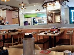 大堂-吴草鸡爪오초닭발韩食堂(融恒盈嘉中心店)