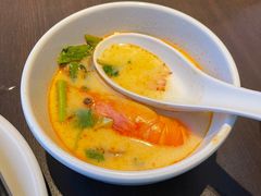 冬阴功-大头虾越式风味餐厅(光明广场店)