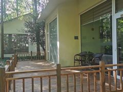-上海怡沁园度假酒店