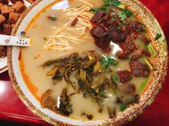 -金杨拉面王小吃面馆·牛三宝面·红烧牛肉粉