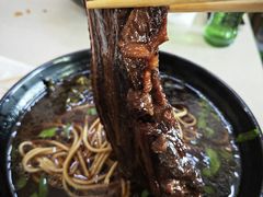 大肉面-小龙大肉面馆