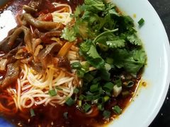 -兵哥豌豆面(雅颂居店)