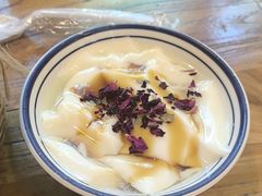 -云阿蛮云南生烫牛肉米线(奉贤路店)