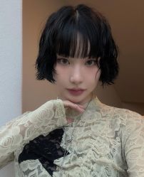 -十六番发型师事务所