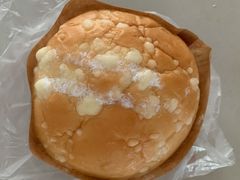 蛋黄芋泥流沙包-花园饼屋·吐司蛋糕面包(星海店)