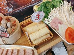 -沙胆彪炭炉牛杂煲(上海日月光广场店)