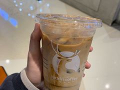 陨石拿铁-瑞幸咖啡(深圳来福士广场店)