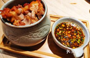 Qingyan Ancient Town Scholar's Hoof