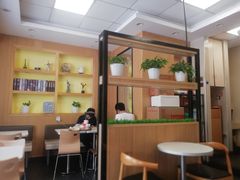 -华莱士·全鸡汉堡(横岗坳背店)