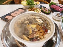 -土连锅·现熬养生汤锅(梁家巷店)