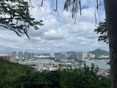 -鹿回头风景区