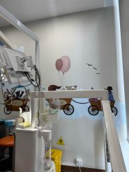 -睿宝儿科·眼科·口腔(静安大悦城门诊部)