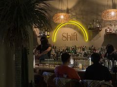 -Shift cocktail bar鸡尾酒吧