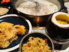 -大头椰·海南椰子鸡火锅(思明万象城店)