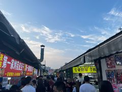 -大学城夜市大排档(凤栖路店)