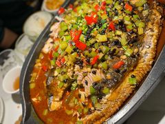 -江边城外烤全鱼(世茂广场店)