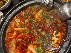 -小饕荟雅安贡椒鱼鲜馆(广福桥店)
