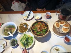 -湘西小馆(滨河路店)