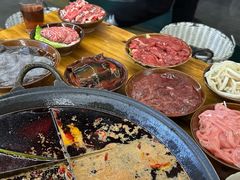 -正南齊北重庆老火锅(光华村直营店)