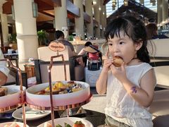 -亚龙湾喜来登·美景台大堂吧