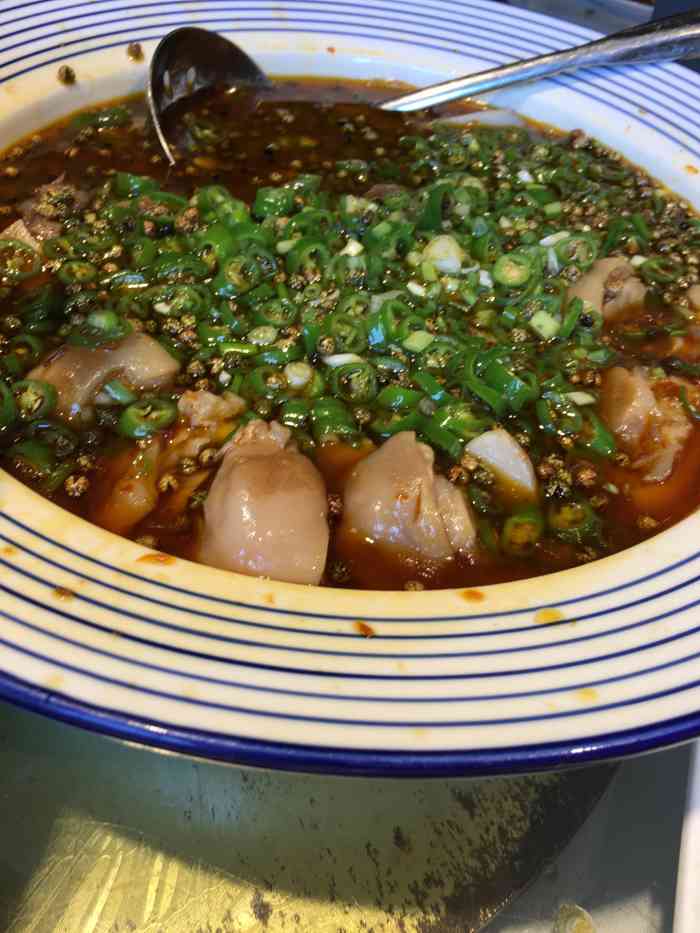 正兴蜀园(松园店)-"占地不小,因为紧挨着大学又正赶上开学,生.