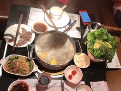 -牛事制造局牛肉火锅(莲岳路店)