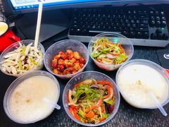 -蓝精灵饺子店