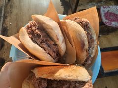 -老西关黄老太牛肉烧饼