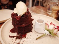 黑森林蛋糕-FLOVIE FLORIST CAFE