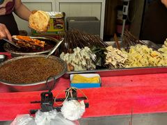 -老鼓楼麻辣烫夹馍