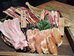 -肉魁屋·烧肉·烧鸟·酒场(高新店)