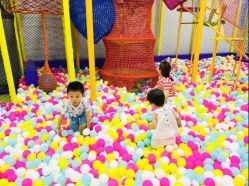 -蹦贝运动中心·蹦床·攀岩·闯关(龙岗店)