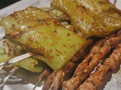 -三个大叔烤羊肉串·歌手驻唱·碳烤鲜肉(西三旗店)