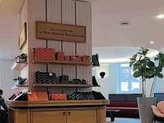 -乐蓬马歇百货公司(Rive Gauche)