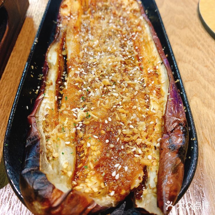 专注炸鸡翅，薄脆披萨，烧烤……太好吃