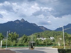 -罗田薄刀峰风景区