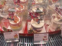 零售区-巴黎贝甜·生日蛋糕(环球中心店)