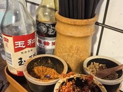 -矮子粉店1985·长沙米粉(湘春路店)