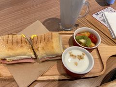 -必胜客(广渠路店)